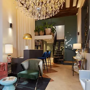 3h Marais Hotel