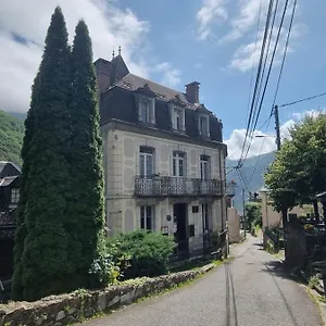 Du Crabere Inn Melles