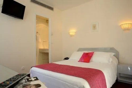 Casa Serena Paris Hotel