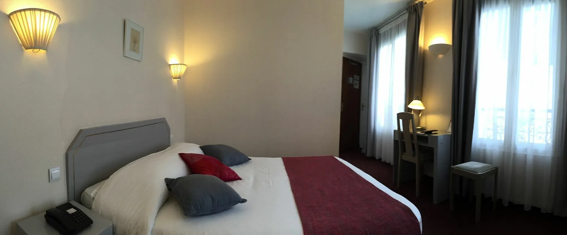 Casa Serena Paris Hotel